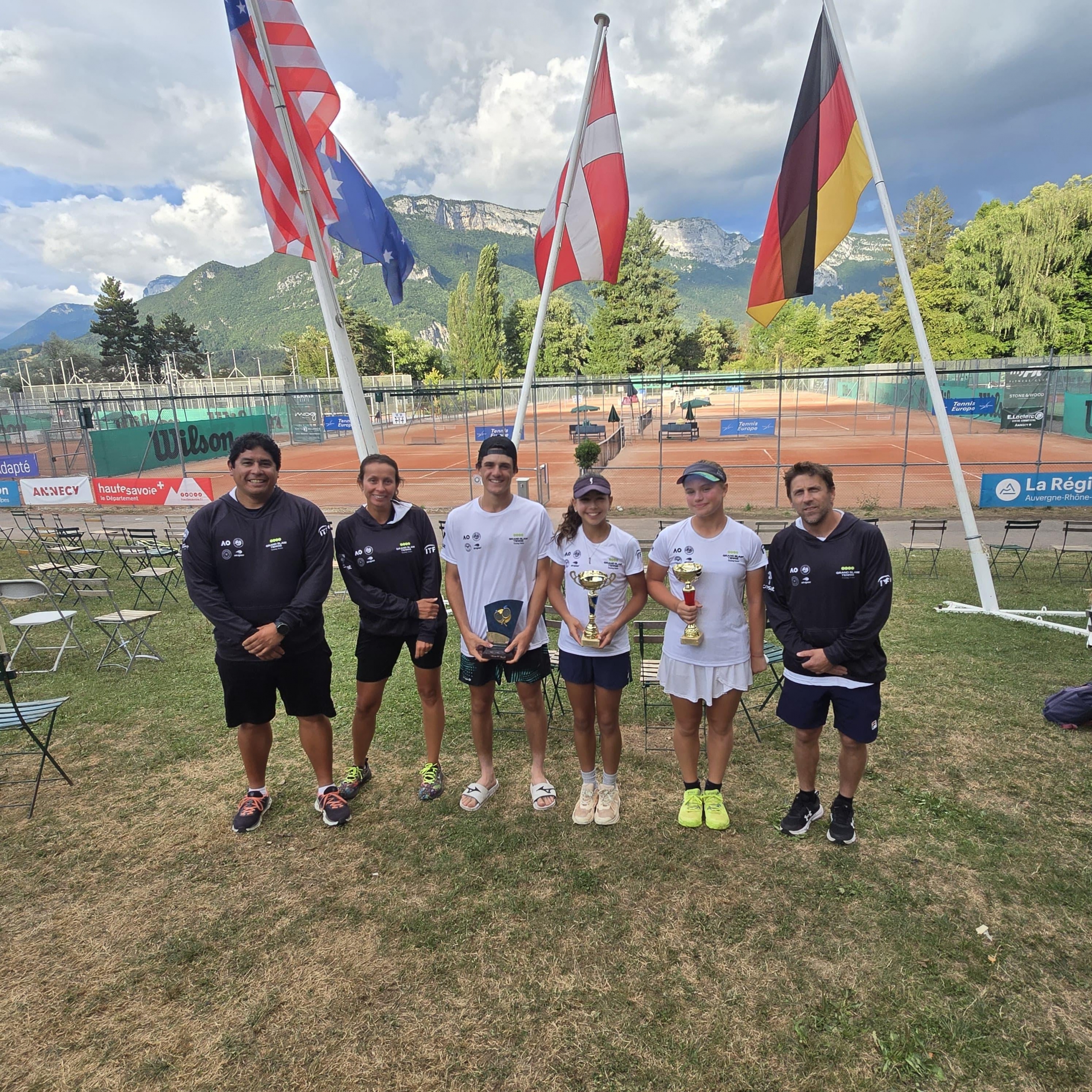 Equipo COSAT sigue ganando en Gira Europea de 14 años