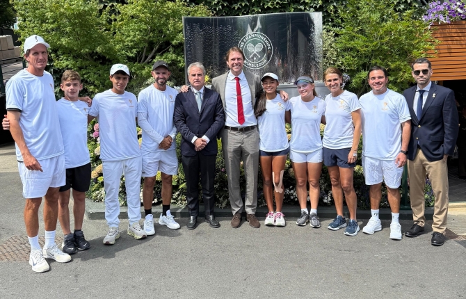 Presidente de COSAT en The U14 Championships