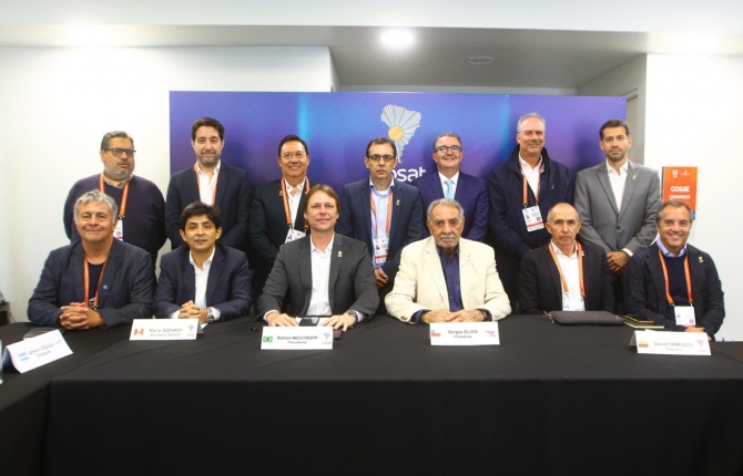 Reunión de Presidentes y Gerentes de COSAT